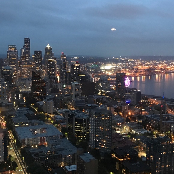 Meet your Posher, Gary - Picture 1 of 1